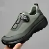 Zapatos casuales de hombre con botones de venta caliente de primavera y verano, Zapatos de tela transpirables para senderismo al aire libre estilo comercio exterior, Zapatos para correr de hombre de venta caliente transfronteriza
