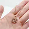 Collar de Trébol de Cuatro Hojas de la Suerte Multiusos Accesorios de Corazón Completamente Diamantados de Alta Gama Cadena para Clavícula Cadena Colgante Ropa