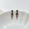 Brincos Vintage Desgastados de Caveira em Prata Esterlina S925 para Mulheres, Nicho de Luxo Leve Personalidade Versátil Tendência Brincos