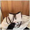 Bolsa de Axila Shuai Mijia Luxo Leve Feminina 2026 Outono Inicial Nova Textura Corrente Ombro Único Trabalho Cruzada Casual