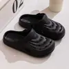 Nuevo Modelo de Zuecos Unisex de Qidashun, Zapatos de Playa de Verano, Sandalias de Moda de Doble Uso para Pareja, Transpirables para Deriva y Uso en el Jardín