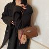Bolsa de Axila Coreana de Nicho para Mulheres Outono 2025 Nova Bolsa de Bowling Retrô Grande Capacidade Bolsa Tote para o Dia a Dia