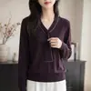 Suéter Tejido de Punto con Cinta de Diamantes de Colores para Mujer, Nuevo para Otoño/Invierno 2026, Lana Fina, Cuello en V, Adornado con Diamantes, Manga Larga, Top Básico