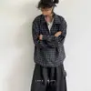 Suministrado directamente por el fabricante, nueva camisa de estilo japonés a cuadros negros de otoño, tipo dos piezas falsas, para hombres y mujeres, con forro de color contrastante, top de manga larga para pullover