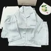 Pijama de Tres Piezas de Seda Helada de Gatito con Almohadillas en el Pecho Pijama para Mujer Temporada de Verano Nuevo Cárdigan Ropa Fresca para Casa