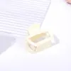 Clipe de Garra Trapezoidal Médio Grande de 5cm para Cabelo Feminino na Parte de Trás Clipes de Tubarão Garra Presilha Elegante Versátil para Meio Rabo Venda Quente Transfronteiriça