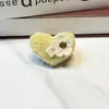 Acessórios de Animal de Pelúcia de Desenho Animado Coreano Outono e Inverno Coelho Fofo de Orelhas Grandes Cabeça de Urso Broche Acessórios de Cabelo Acessórios de Boneca