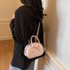 Bolsa Transversal Simples Estilo Ocidental Design de Nicho Feminina 2025 Nova Laço Portátil Ombro Bolsa de Boliche Bolsa Almofada