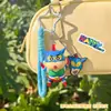 Llavero Original al por Mayor de Crayon Shin Serie Estilo Nuevo Clásico Muñeco de Dibujos Animados Colgante para Mochila Escolar de Hombres y Mujeres Cadena de Joyería
