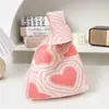 Bolso de Mano Panda Lindo Bolso Balde de Lana Tejida para Mujer Versión Japonesa y Coreana Bolso Tote Casual Versátil para Llevar en la Mano Bolsa para el Almuerzo