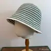 Chapéu de Pescador de Tricô Listrado Simples Estilo Japonês para Mulheres, Chapéu Balde Respirável com Proteção Solar para Primavera e Verão, Faz o Rosto Parecer Menor