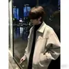 Chaqueta de moda estilo workwear con cuello alto, nueva colección otoño 2026 para hombre, chaqueta casual retro japonesa de corte holgado
