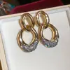 Brincos irregulares europeus e americanos transfronteiriços cravejados de diamantes com design único, estilo nicho e distinto, brincos elegantes retro estilo Hong Kong de luxo leve