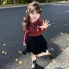 Conjunto de Suéter para Niña con Terciopelo Brillante, Dos Piezas, Nuevo Otoño 2026 Estilo Coreano Conjunto Inspirado en Chanel, Moda Infantil al por Mayor