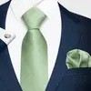 2026 Novo Modelo Formal Cor Sólida Conjunto de Gravata, Lenço de Bolso e Abotoaduras Masculino Grande Quantidade em Estoque