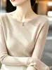 2026 Suéter de punto de alta gama gris floral de un solo hombro y manga larga para mujer, nueva camisa básica versátil de corte ajustado