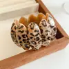Pulseira com Ponto Oval Estampa de Leopardo Borrada Transfronteiriça Design Retrô Europeu e Americano Pulseira Maillard Joia de Mão de Nicho Venda por Atacado