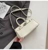 Bolso Dulce Pequeño de Moda para Mujer 2025 Primavera Nueva Moda Bolso Versátil de Hombro Bajo el Brazo Bolso de Mano Texturizado Bolso Platino