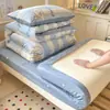 Nuevo juego de ropa de cama de tres piezas para dormitorios universitarios, hecho de algodón puro, que incluye sábana bajera, funda de edredón y protector de colchón, juego de seis piezas para dormitorio