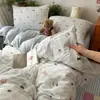 Designs populares no Xiaohongshu ~ Conjunto de quatro peças estampado estilo nuvem macia estilo Ins para dormitórios estudantis, conjunto de lençóis de três peças