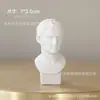 Mini adornos estudiante de arte boceto resina imitación yeso artesanías joyería de escritorio tridimensional decoración de trompeta al por mayor