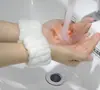 Set de Diadema con Lazo de Coral Fleece y Pulseras Absorbentes, Banda Suave para Lavado Facial y Cabello, Toallas para Muñecas para Cuidado de la Piel, Maquillaje, Spa, Accesorio para el Cabello para Mujer