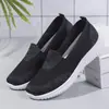 Transfronteiriço Primavera 2025 Novo Tecelão Voador Sapatos Femininos Solado Macio Superfície Macia Sapatos de Mãe Comércio Exterior Boca Rasa Slip-on Moda Sapatos Femininos