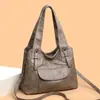 Bolso Grande de Mano Transfronterizo 2026, Bolso de Hombro de Cuero Suave de Moda para Mujeres de Mediana Edad y Madres