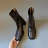 Botas de tornozelo elásticas de microfibra com efeito desgastado à venda para mulheres, bico quadrado retrô, zíper traseiro, salto grosso, botas curtas slim-fit outono/inverno 2026
