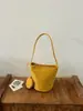 Bolso de cubo de moda para otoño para mujer, bolso de hombro de nicho de moda estilo coreano, bolso de mano vintage de gamuza para el día a día