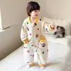 Mono de forro polar para niño, nuevo estilo de invierno, engrosado, saco de dormir para bebé, mameluco de franela para niños