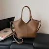 Bolsa de Axila Estilo Simples e Preguiçoso para Mulheres Verão 2026 Nova Moda Estilo Relaxado Bolsa de Ombro Bolsa Saco de Grande Capacidade