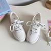 Versión europea, zapatos de mujer con cabeza redonda y suela gruesa de color crema, zapatos de tabla vintage nuevos de primavera y otoño 2025 6616