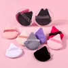 Esponja de maquillaje triangular suave para polvos de maquillaje en stock gancho de maquillaje esponja de maquillaje para principiantes portátil esponja de miel al por mayor