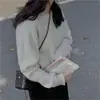 Nueva colección de otoño e invierno: un suéter de lana morado suave, delicado y elegante para mujer, con cuello redondo, un corte cómodo y relajado, y una mezcla de cachemira. Se puede usar como capa base o como suéter solo.