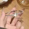 Pulseira de Latão Europeia e Americana Mais Vendida Transfronteiriça com Cravação Completa de Diamante, Estilo Levemente Luxuoso, Pulseira com Fecho de Zircônia, Estilo Minimalista