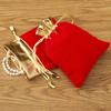 Venta al por mayor de fábrica Bolsa de terciopelo de borde dorado de boca dorada Rojo joyería bolsa de joyería cordón bolsa con cordón regalo bolsa de embalaje de joyería