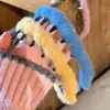 Faixa de Cabelo Pelúcia com Dentes Estilo Coreano para Outono e Inverno para Mulheres, Adequada para Lavar o Rosto e Maquiagem, Faixa de Cabeça Versátil para Sair, Acessório de Cabelo com Topo Craniano Alto