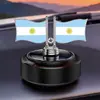 Difusor de Aroma para Coche con Bandera Roja de Giro Lento Transfronterizo, Alimentado por Energía Solar, Aroma Ligero de Larga Duración en el Coche, Artesanía de Bandera de Perfume Giratoria