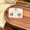 Joias de Amor Retrô com Pedras Totais Transfronteiriças Brincos Simples de Coração de Pêssego para Mulheres Luxo Leve Moda de Alta Qualidade Nicho Brincos Versáteis