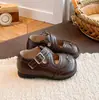 Zapatos Mary Jane Pequeños de Cuero Estilo Casual Retro Anti-Caída con Hebilla Cruzada 2026 Otoño Nuevas Llegadas Zapatos Individuales Pequeños para Niñas