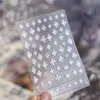 Adesivos de Unha Trevo de Quatro Folhas Minimalistas e Sofisticados, Item Quente de Celebridade da Internet, Adesivos de Unha Metálicos Vermelho e Preto Perolados de Luxo de Alta Qualidade
