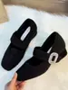 Sapatos Mary Jane Peludos Quadrados Pretos para Mulheres Baixas, com Aumento Oculto de Altura, Sapatos de Salto Alto Forrados com Lã de Inverno com Tiras de Velcro