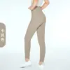 ¡En stock, se envía inmediatamente! Colección de rebajas: Camisetas sin mangas de yoga, manga corta, pantalones de yoga, faldas de tenis. Hasta agotar existencias.