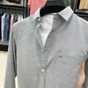 Camisa de Manga Larga para Hombre, Primavera y Otoño, Tacto de Algodón Puro, Camisa Casual de Color Sólido con Cuello Blanco y Bolsillos, Tela Oxford