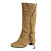 Botas retro francesas de nicho con punta fina, flecos y tacón grueso, pierna ancha, otoño/invierno 2026, gamuza, moda, tacón de cuña, versátiles, botas de montar