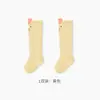 25 Pares de Calcetines para Bebé, Calcetines Largos Sin Costuras, Protección para las Piernas, Estilo Primavera y Otoño, Lindo Diseño de Dibujos Animados, Puño Suelto que No Aprieta las Piernas, para Bebés y Niños Pequeños