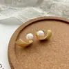 Exquisitos aretes de cobre cepillado para mujer, lujo ligero con un toque de alta gama, diseño minimalista de nicho en espiral, accesorios para la oreja modernos y versátiles