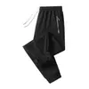 Calça de moletom grossa e quente com forro de fleece para homens, estilo solto de perna reta, nova calça casual outono/inverno para homens