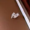 Estilo Minimalista Estrella de Ocho Puntas con Diamantes Brillantes Clip para Oreja para Mujeres Sin Perforaciones, Cuff de Oreja Único Creativo de Moda, Pendientes de Lujo Ligero de Alta Gama